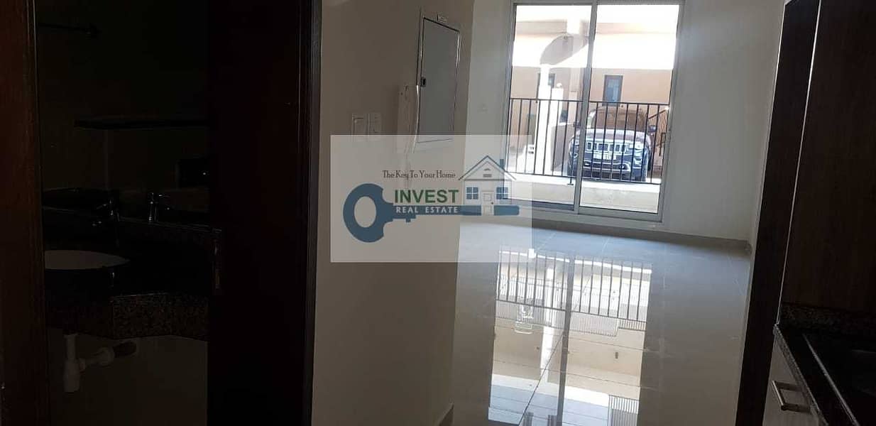 5 12 CHEQUE OFFER AVAILABLE  STUDIO- GROUD FLOOR- BALCONY- PARKING-