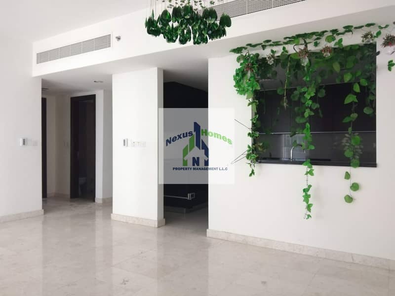 11 Well Maintained 3 BHK Beautiful View Perfect  Home