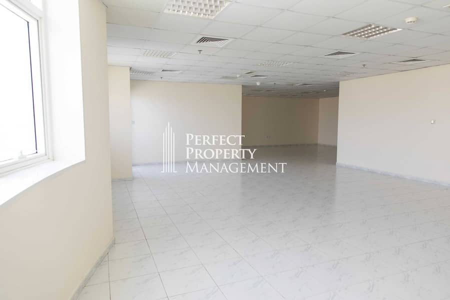 Big unfurnished Office in RAK Tower with balcony Big unfurnished Office in RAK Tower with balcony