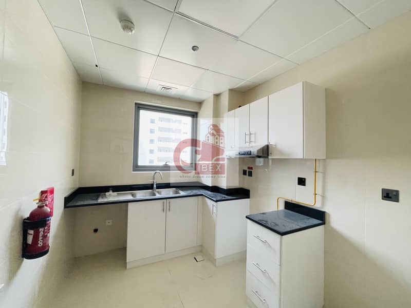 2 Brand new 1bhk with 30 days free near to metro station all amenities on sheikh zayad road