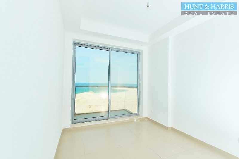 7 Sea View | Furnished Apartment | Tenanted 9% Gross ROI