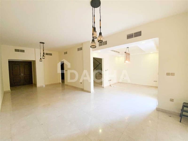 6 Spacious 3 Bed + Maids / Large Terrace / Vacant