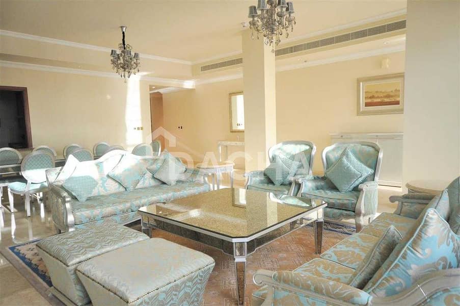 Luxury Penthouse / Big terrace / Private Pool Luxury Penthouse / Big terrace / Private Pool