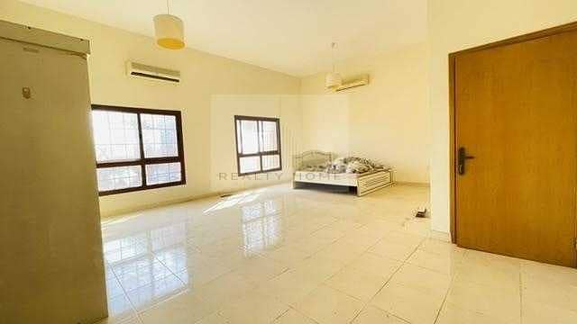 5 Amazing Quality good location 8 bedroom Villa in Mirdif