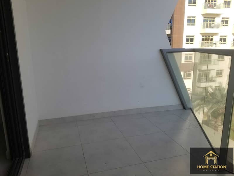 8 Spacio and large studio at a prime location with Gas and maintenanc free offer for rent in fubai silicon oasis 24k/6 chq