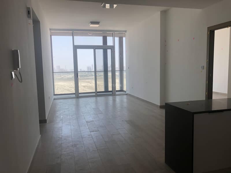 2 AMAZING 3 BEDROOMS WITH A MASSIVE BALCONY IN A BRANDNEW BUILDING WITH A CRAZY VIEW!!