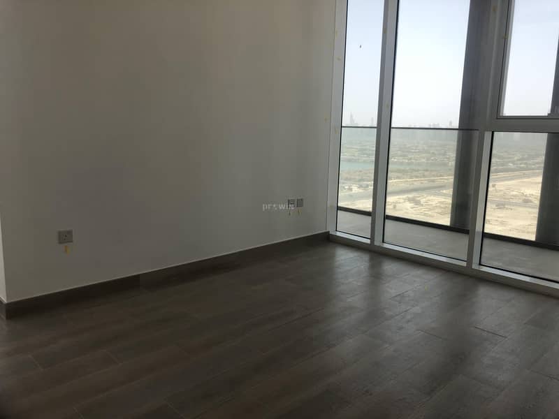 20 AMAZING 3 BEDROOMS WITH A MASSIVE BALCONY IN A BRANDNEW BUILDING WITH A CRAZY VIEW!!