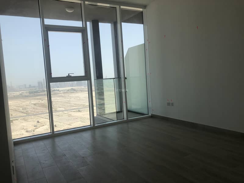32 AMAZING 3 BEDROOMS WITH A MASSIVE BALCONY IN A BRANDNEW BUILDING WITH A CRAZY VIEW!!
