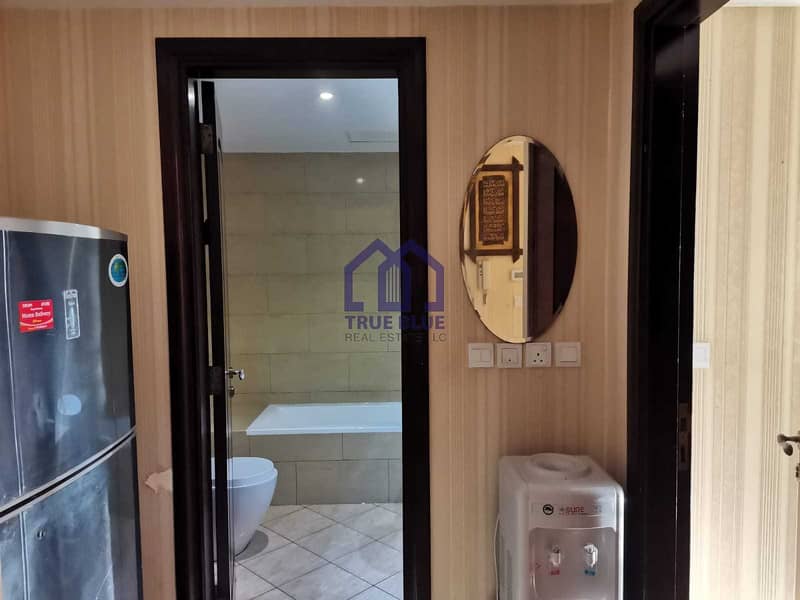 7 HOT DEAL: VACANT SEA VIEW FURNISHED  APARTMENT
