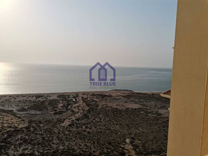 12 HOT DEAL: VACANT SEA VIEW FURNISHED  APARTMENT