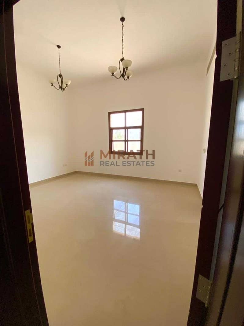 8 Arabic Style l Huge Space l 3 BR + MAID