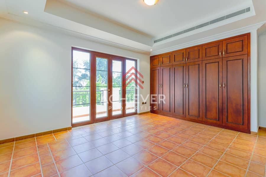 14 Must-See 4BR En-suite Villa | Basement | Vacant