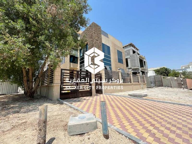 19 For rent in Al Bateen a brand new villa  modern design