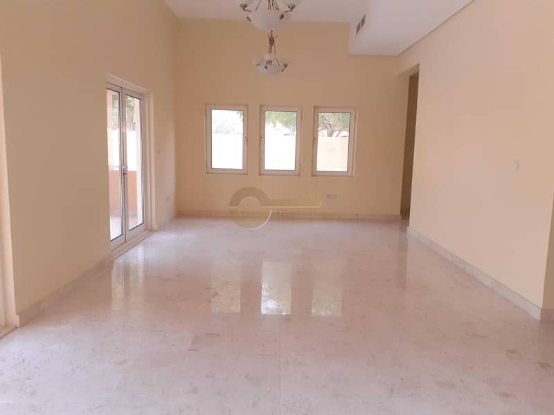 5 Bed + Maids | Ponderosa | Private Pool | Vacant