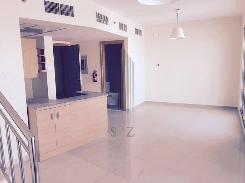 DUPLEX 1 BED + STUDY FROM MOTIVATED SELLER