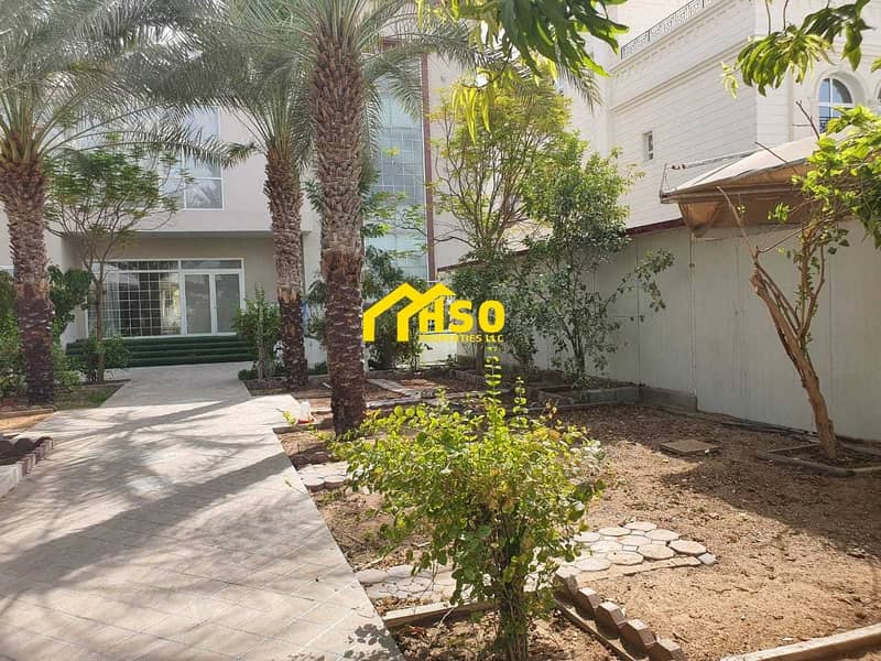 9 luxury villa for rent for independent investment in Baniyas at an attractive price of high quality on a main street