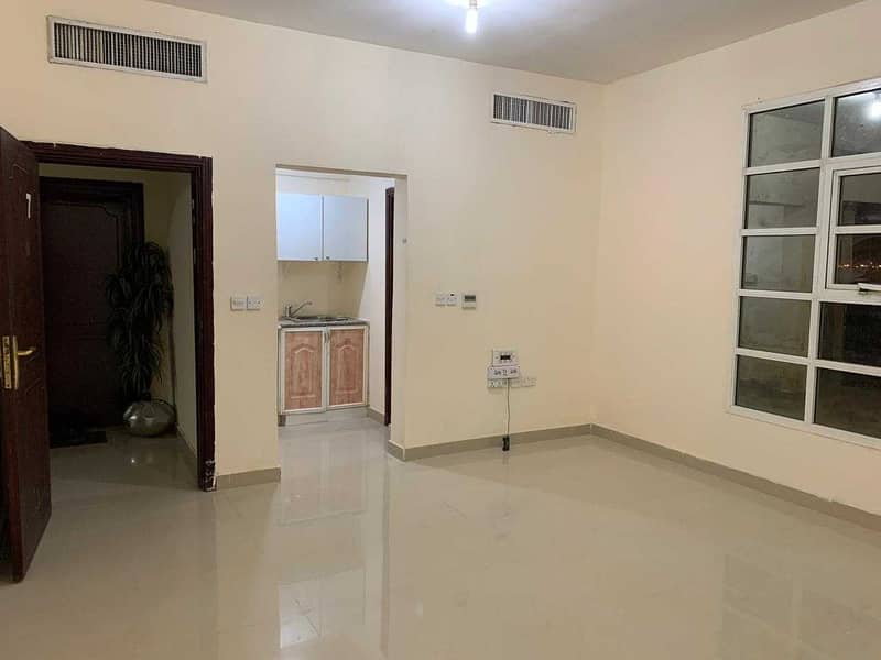 8 great Location|Big Space |Clean Villa with Tawteeq | Z-12