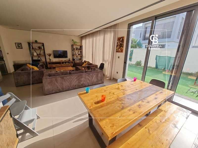 4 Bed in Sidra| close to Garden| Near to the Pool 4 Bed in Sidra| close to Garden| Near to the Pool