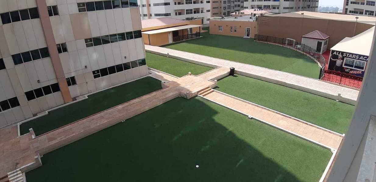 STUDIO WITH PARKING FOR SALE STUDIO WITH PARKING FOR SALE