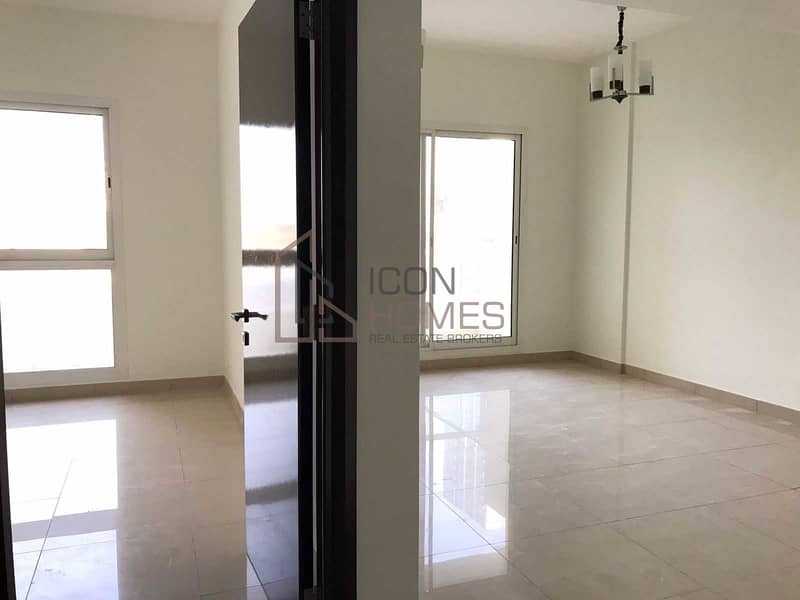 7 ONE BED ROOM UNFURNISHED APARTMENT IN ROYAL JVC