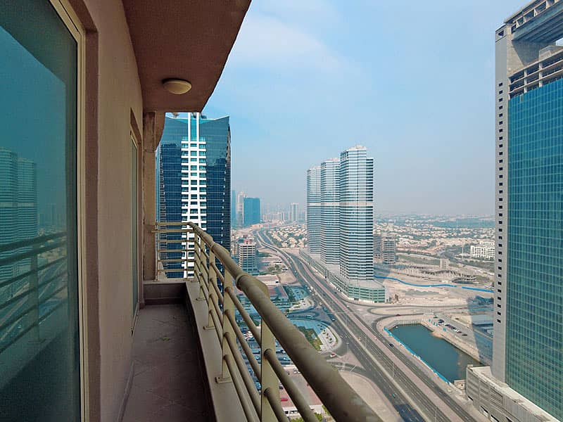 位于朱美拉湖塔 (JLT)，JLT L区，标志2号大厦 1 卧室的公寓 70000 AED - 5311597