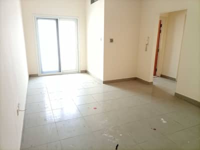 GOOD OFFER! 1 MONTH FREE 1 BEDROOM FLAT MASTER ROOM WITH BALCONY AND JYM IN 25K