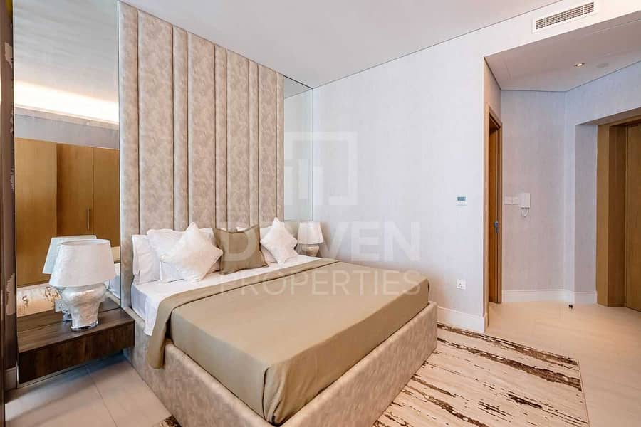 4 Luxurious unit | Burj Views | High Floor