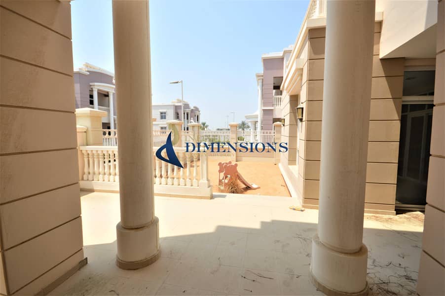 19 Stunning 5BR Fully Detached  Villa I Available for Sale
