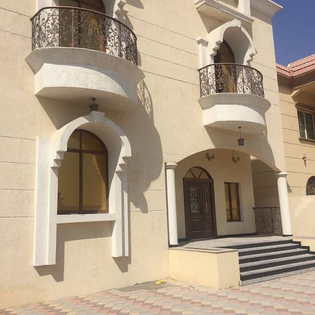 Villa for rent in Ajman area Muweihat new first inhabitant