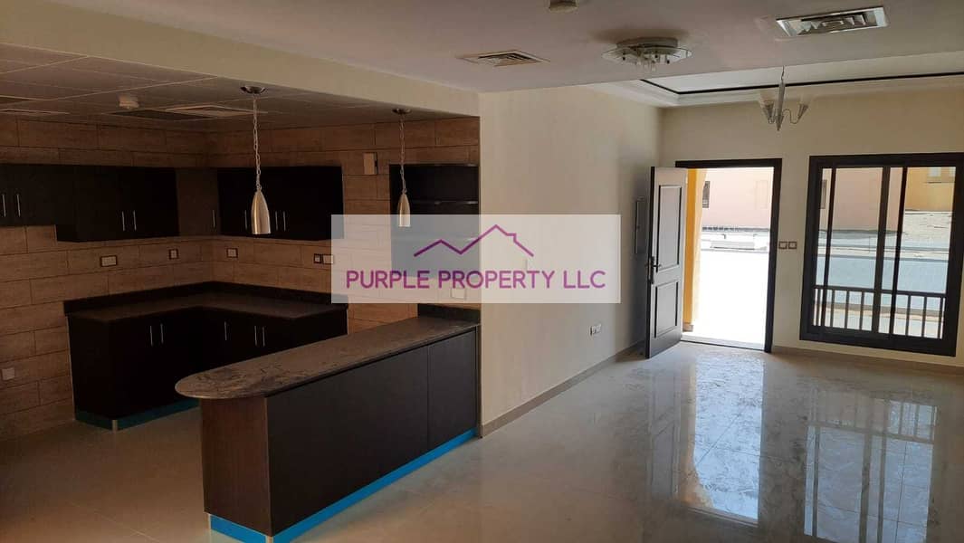 Hot Deal! Corner Villa! Open kitchen! Best for Investment! Call now Hot Deal! Corner Villa! Open kitchen! Best for Investment! Call now
