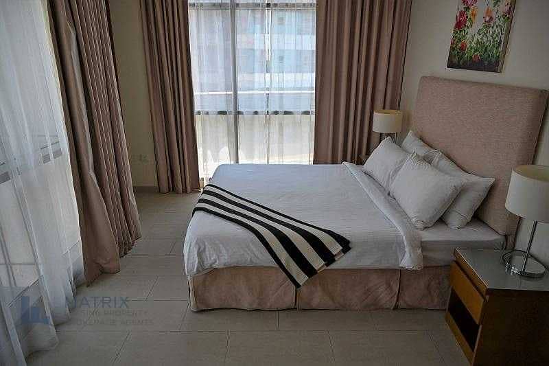 12 Luxurious 1 BR furnished with balcony  I Canal View