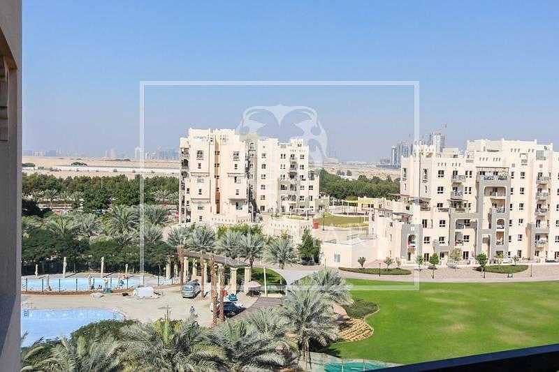 Closed Kitchen with Appliances|High Floor|Spacious Closed Kitchen with Appliances|High Floor|Spacious