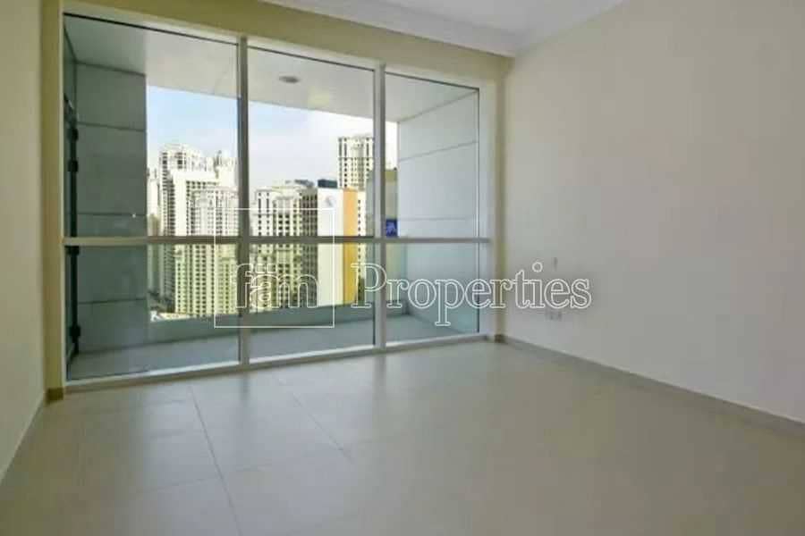 2 Spacious 1BR | WaterFront | Balcony | Sea View