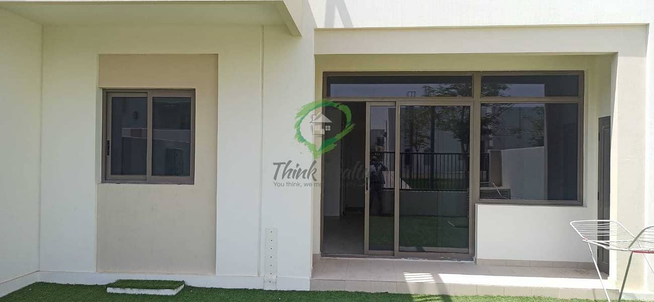 4 Single Row| Brand New |vacant | attractive townhouse to rent