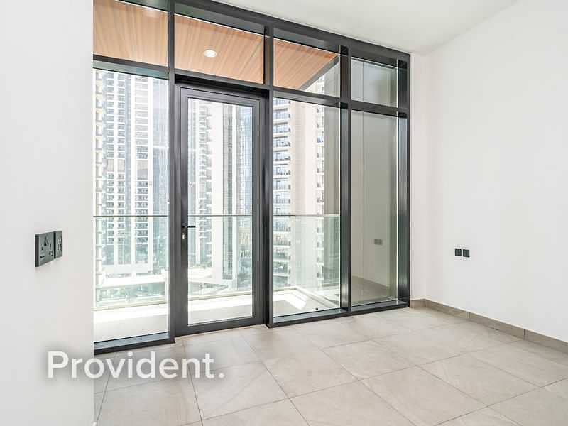 10 Exclusively Managed | Luxurious| High Floor