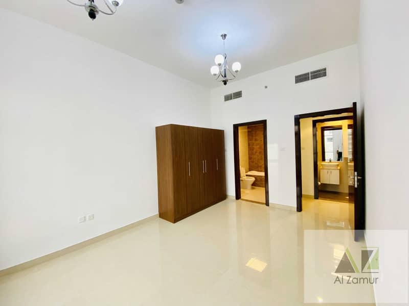 5 12 Cheques 30 Days Free well maintained One Bedroom 35k AED