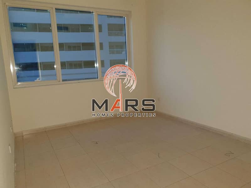3 MOTIVATED SELLER - Spacious 2 Bedroom on HIGH FLOOR  in Duabi Sports City