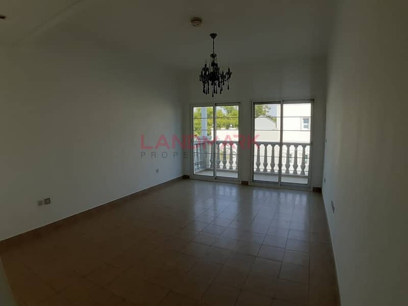 12 EXTRA LARGE 4 BEDROOM VILLA CORNER UNIT+ MAID ROOM