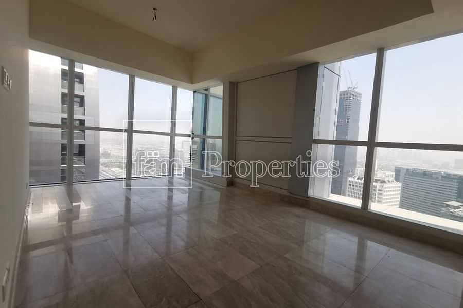 3 2br in high end tower in sheikh zayed road