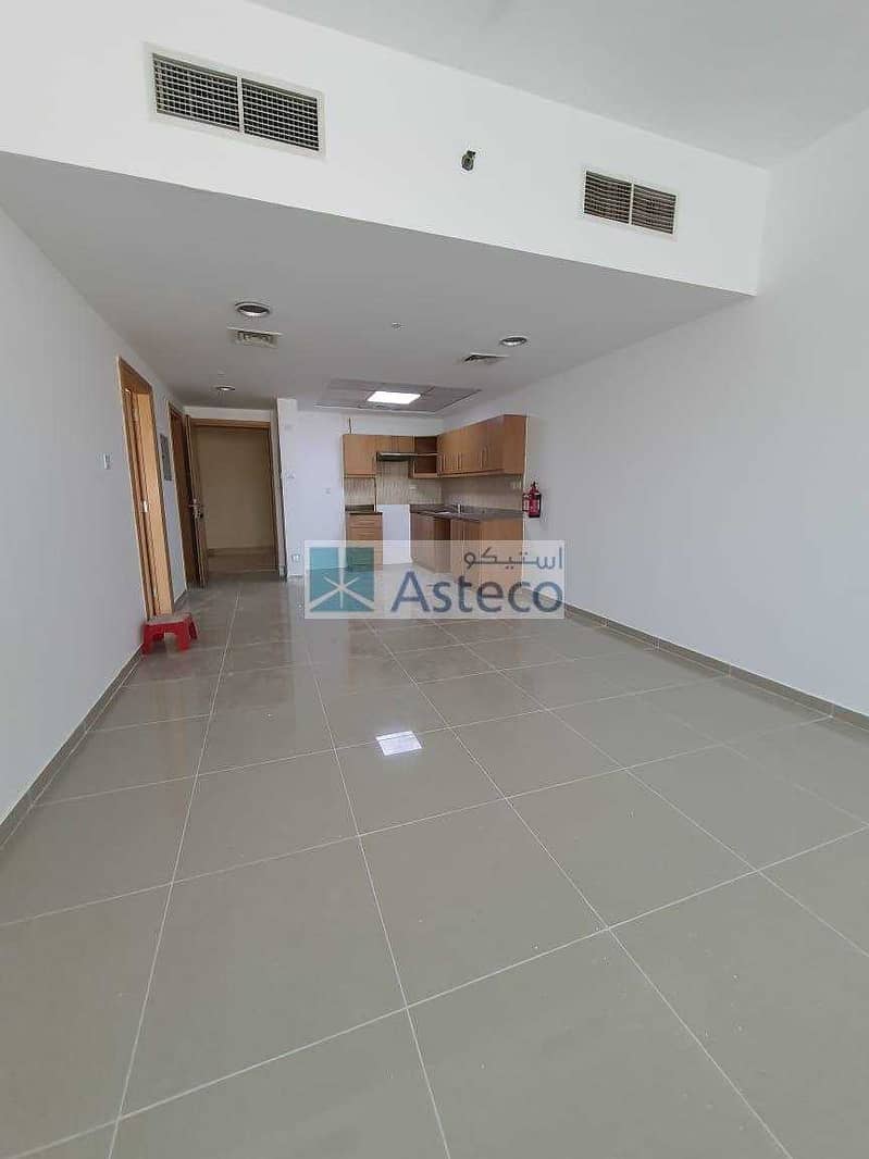 Large 1 Bed Room Apt in Jumeirah Village Triangle