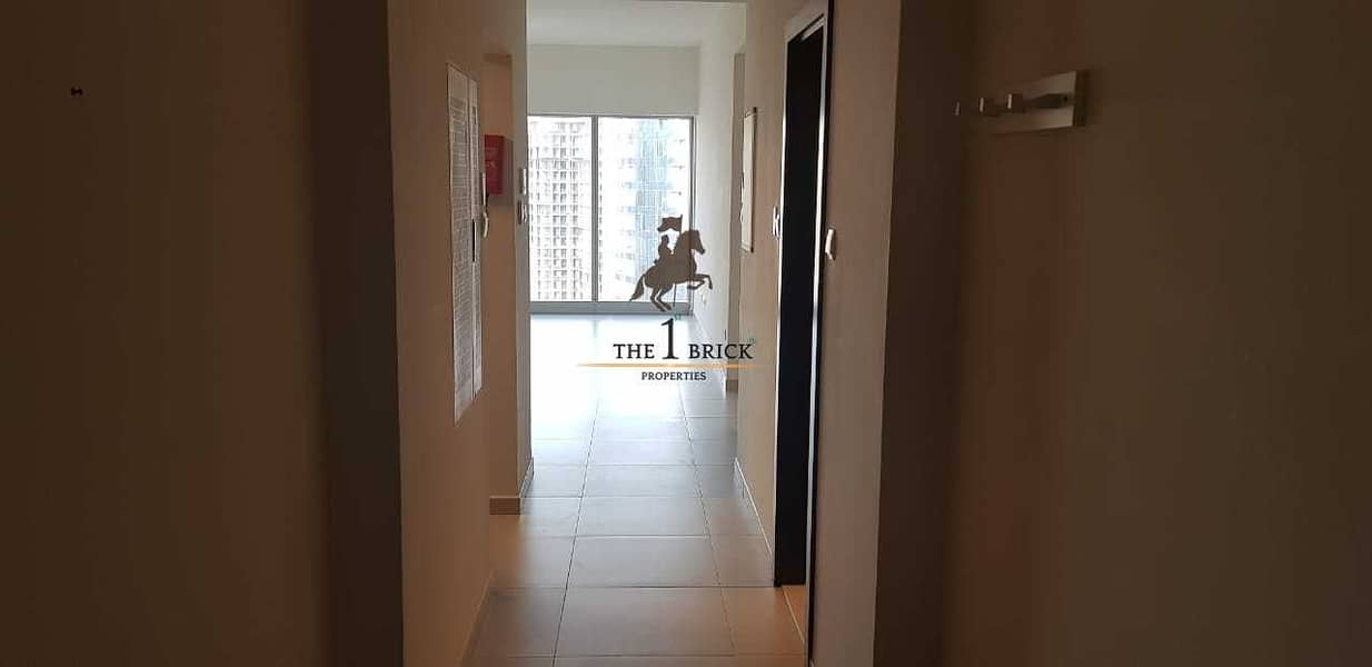 Spacious Layout 1BR Available in Gate Tower