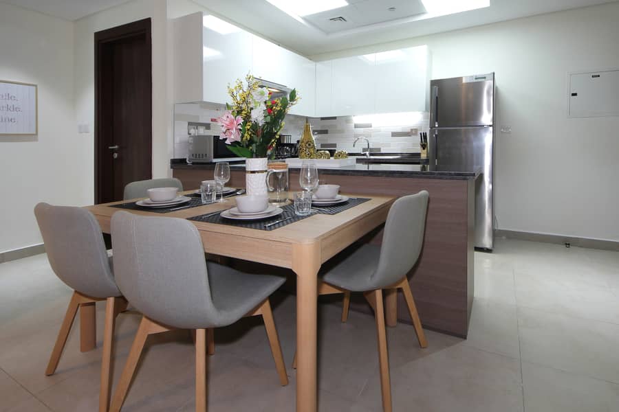5 Dining Area