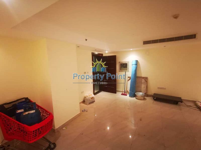 5 Best Deal | On Roof | Spacious 1-bedroom Unit | Parking & Facilities | Danet Area