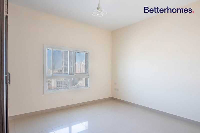 4 Close to the mall |  Rented |  High floor