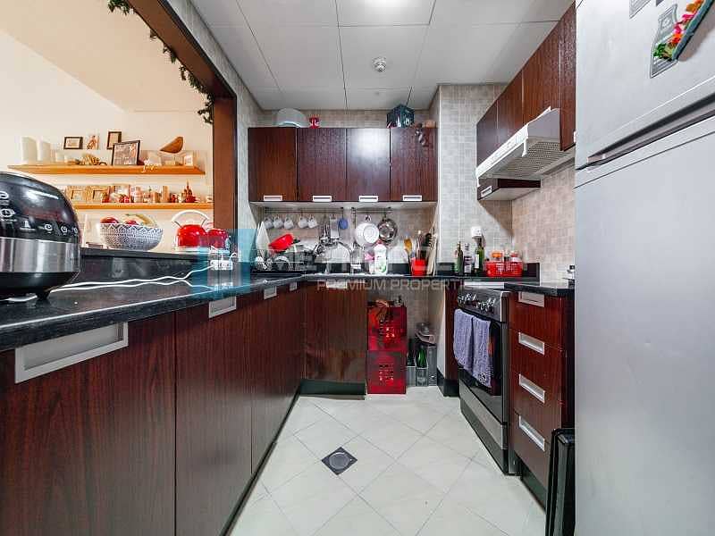 6 Golf Course View | Modern Unit | Well Maintained