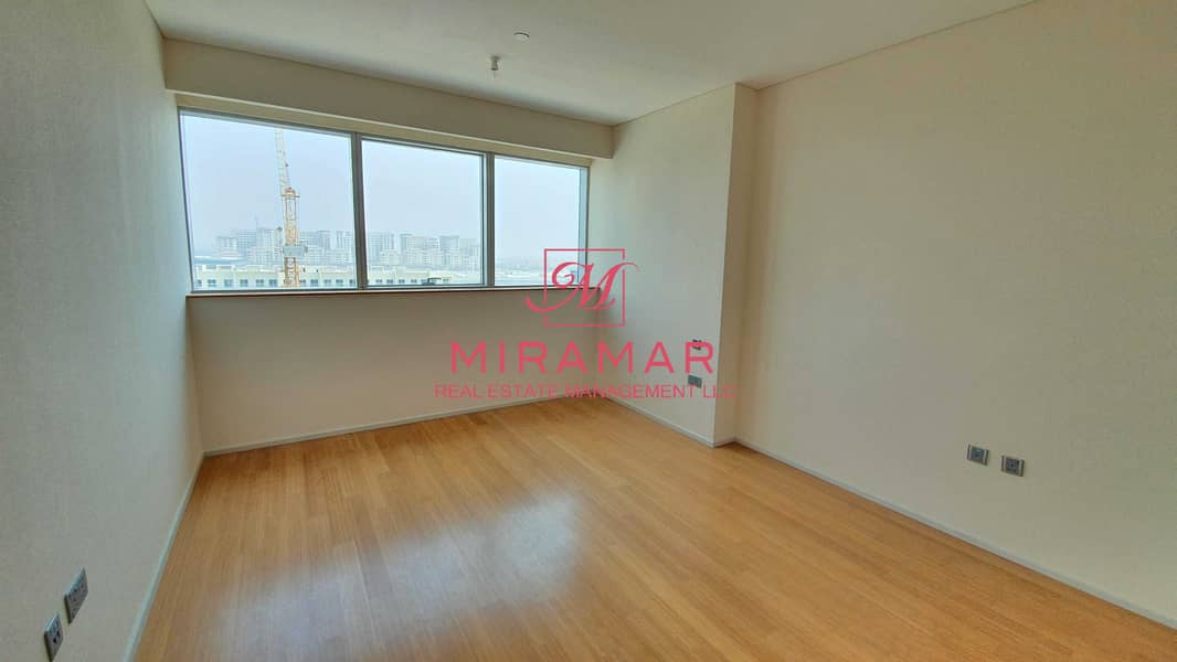 11 HOT!!!  LARGE 3B+MAIDS APARTMENT | LUXURY UNIT | BEST LOCATION