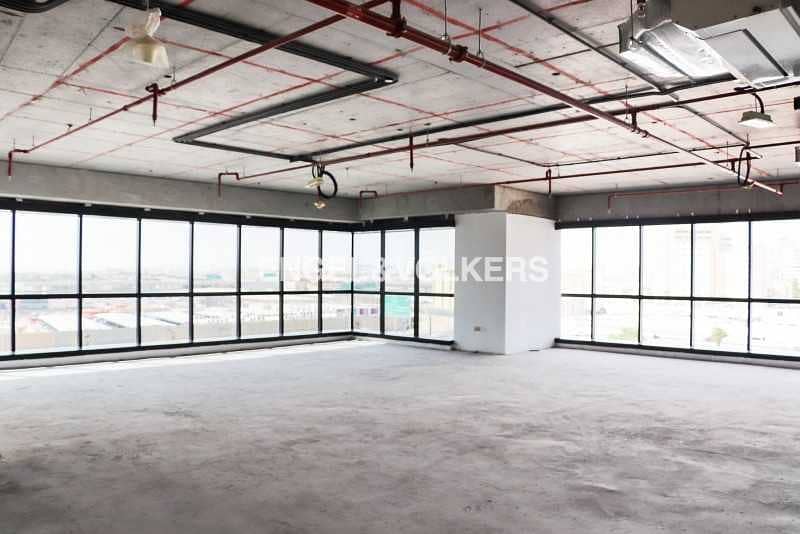 Full Floor | Exclusive Tower | Lake View | Full Floor | Exclusive Tower | Lake View |