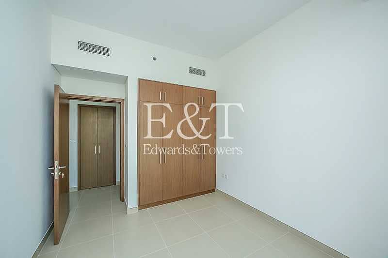 7 The Best 1 Bed in 5242 | Full Sea and Marina View