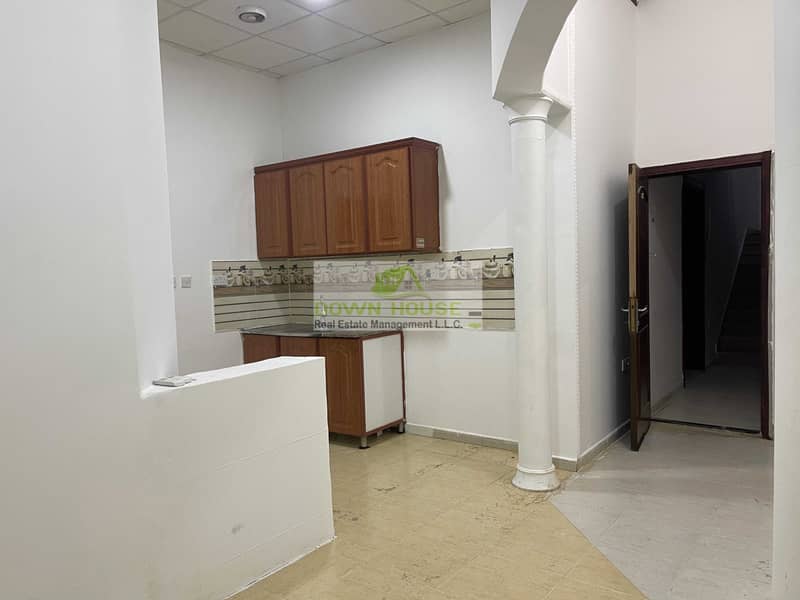 6 Haz/ amazing one bedroom hall Apartment for rent in al Mushrif area