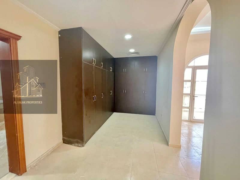 5 Awesome luxury huge 1 bed apt with amazing balcony in al Nahyan